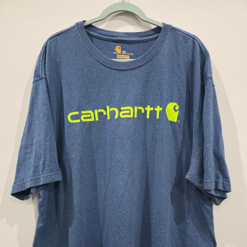 Carhartt Men's Blue and Navy T-shirt